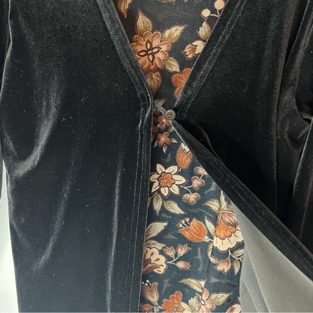 Vintage Black Velvet Floral Lined One Button Pullover Blouse Sz M Mature Flowy - Picture 5 of 9